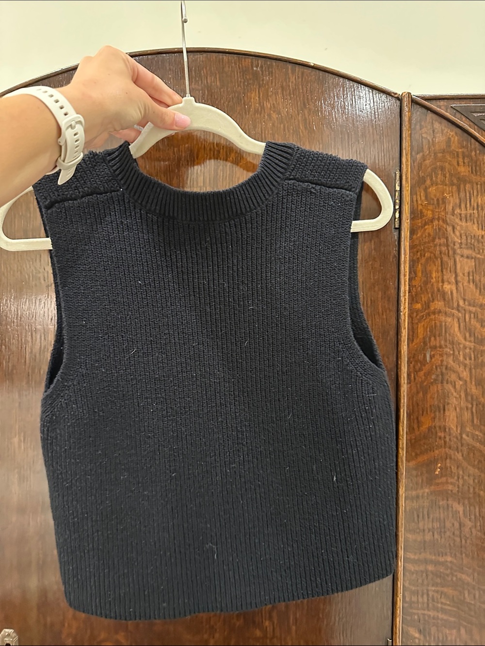 Zara Black Ribbed V-Neck Sweater Vest - Picture 4 of 4
